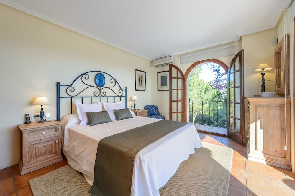 Villa Arcadia — 16