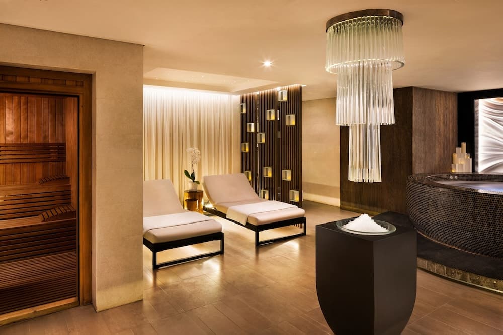 Sheraton Grand Hotel, Dubai — 24