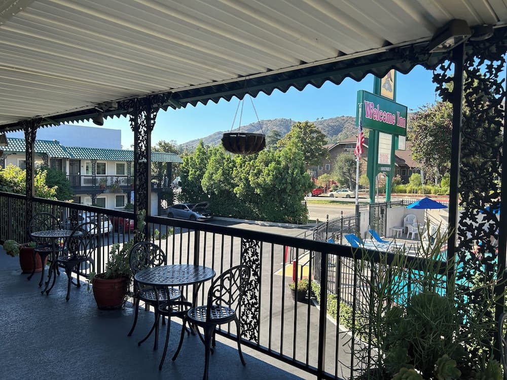 Bienvenido Inn en Colorado Blvd. — 24