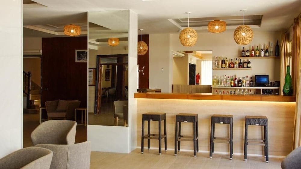 Hotel Iris — 12