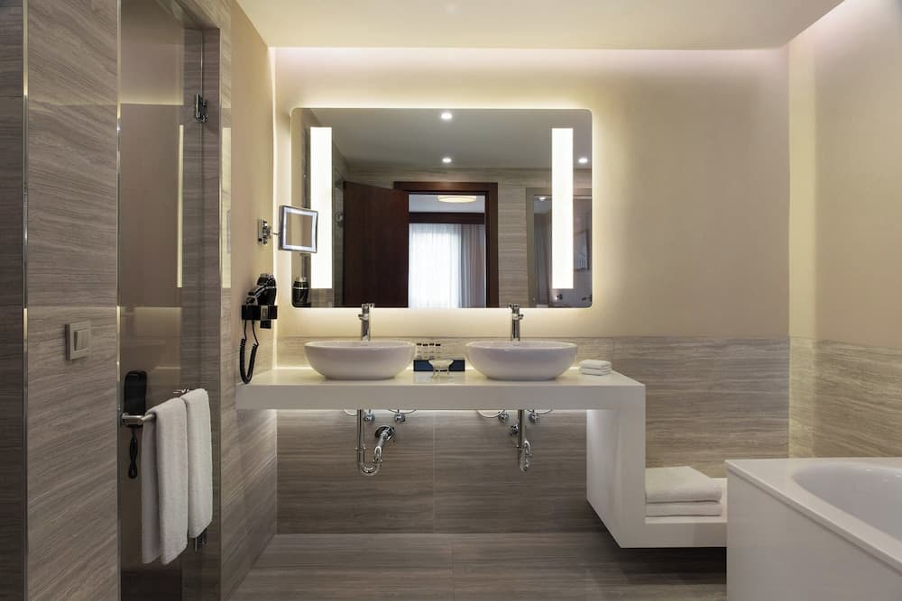 Sheraton Istanbul City Center — 17