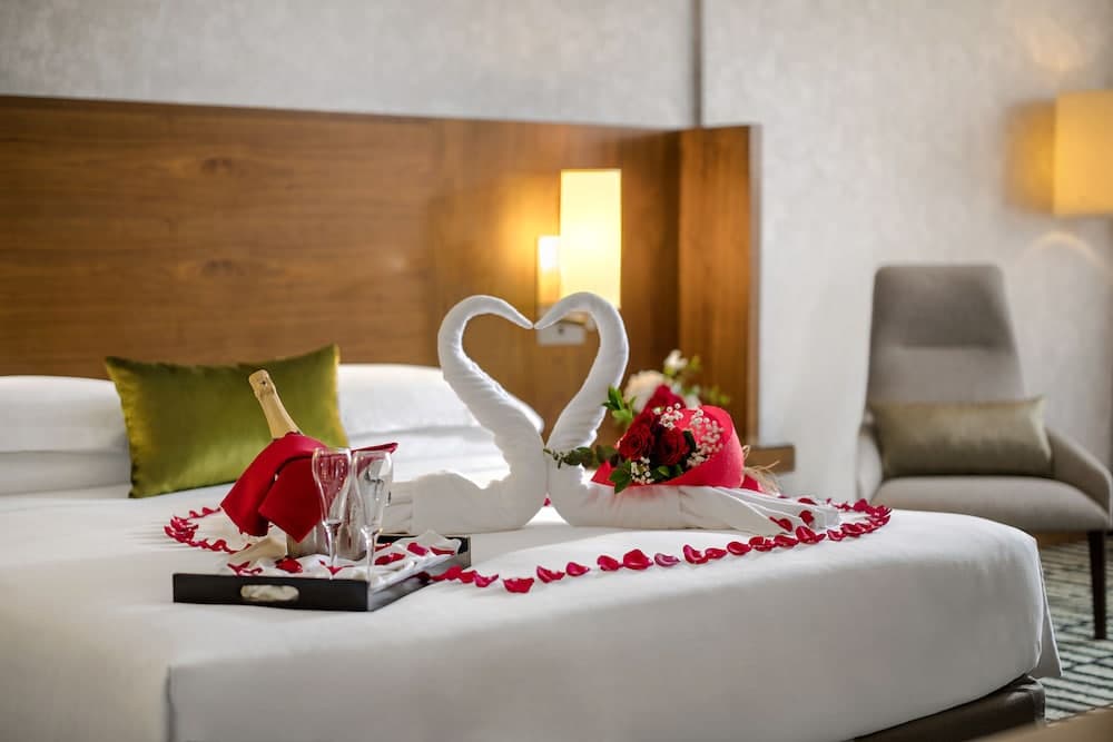 Jumeira Rotana — 25
