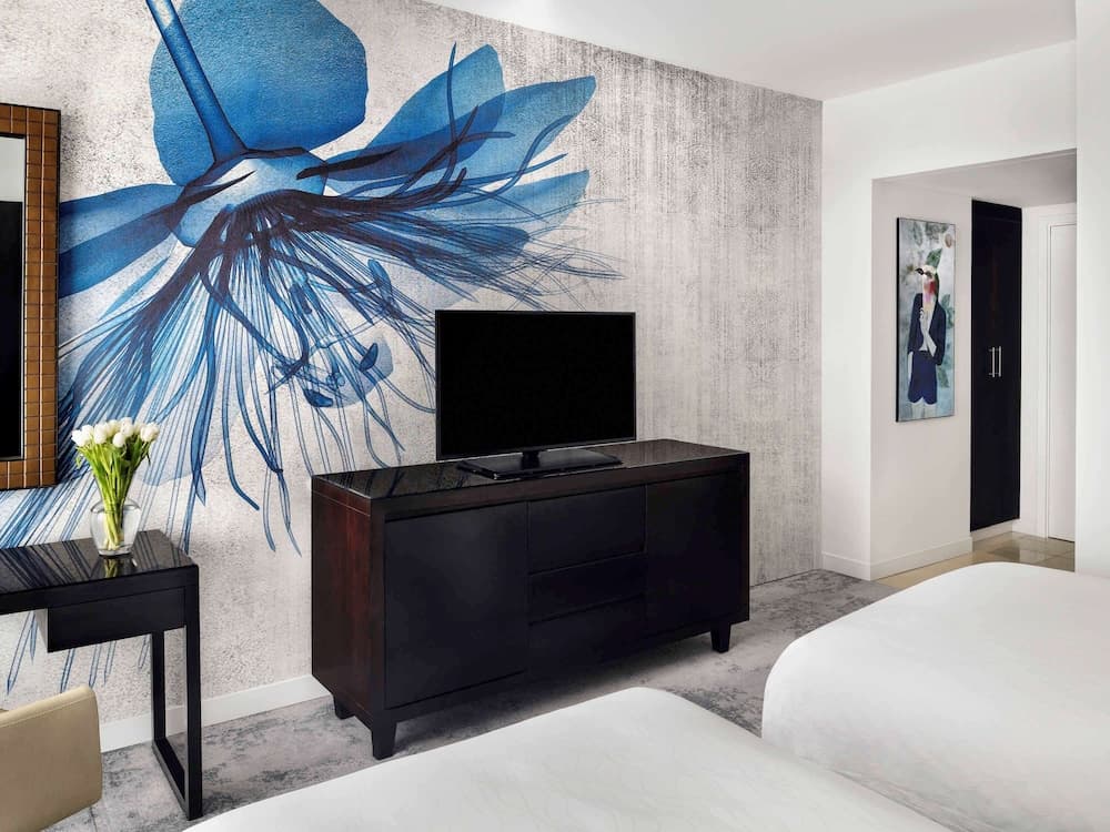 Mövenpick Hotel Jumeirah Lakes Towers — 10