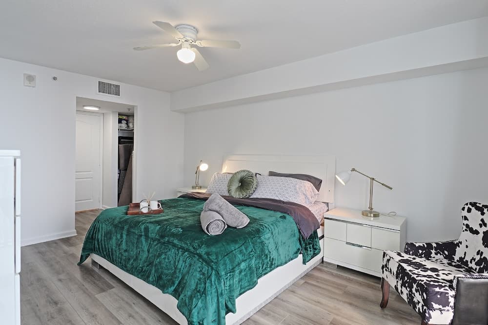 OneLuxStay in the Heart of Brickell — 15