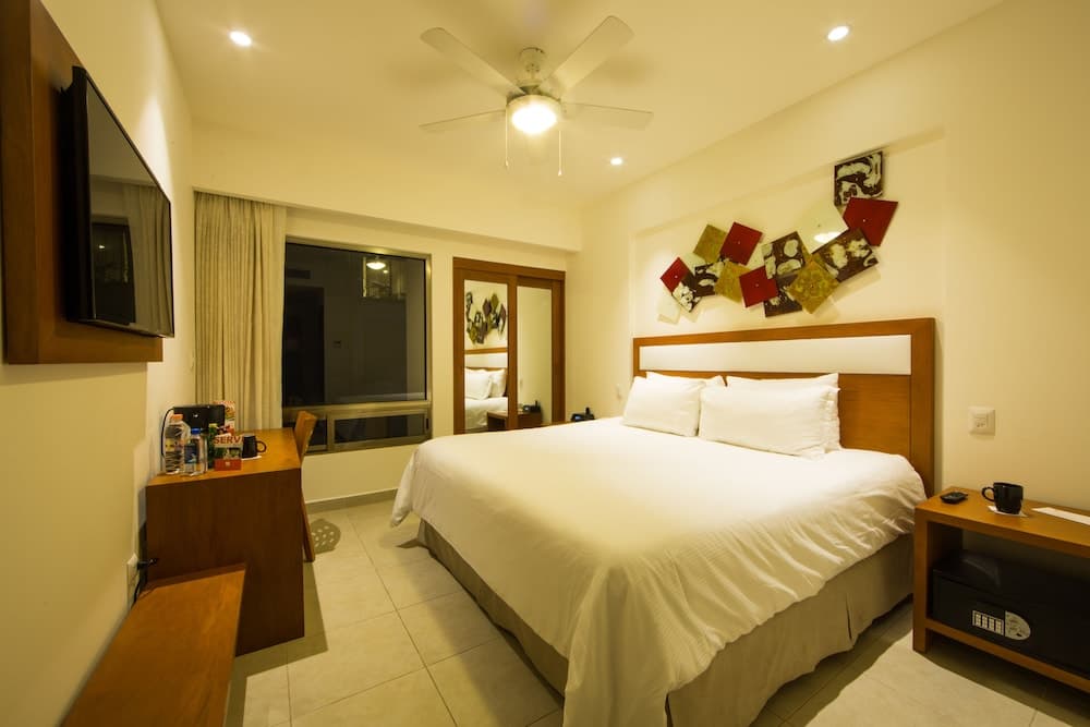 Ambiance Suites Cancun — 15