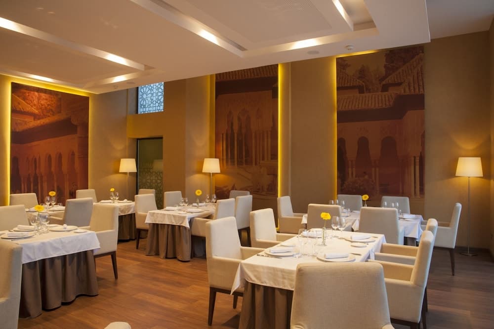 Hotel M.A. Sevilla Congresos — 10