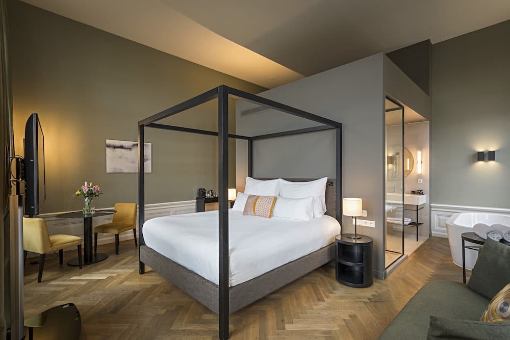 Pestana Amsterdam Flussufer — 23