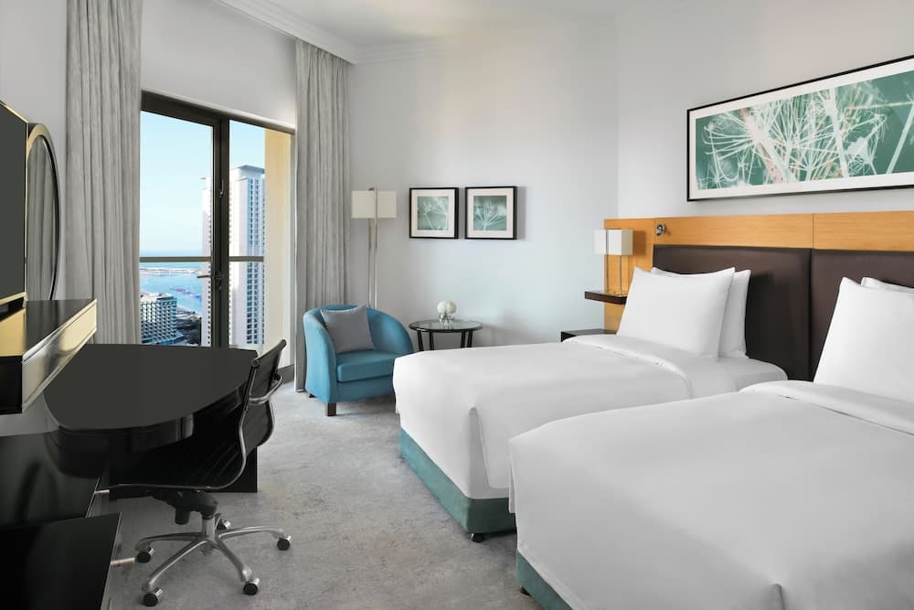 Mövenpick Hotel Jumeirah Beach — 4