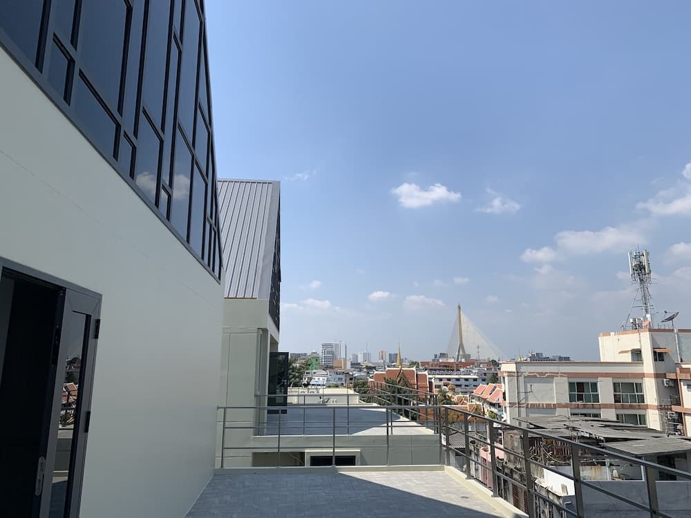 Thana Wisut Hotel — 27