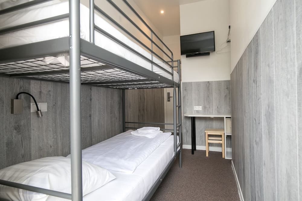 Hotel Trianon — 23