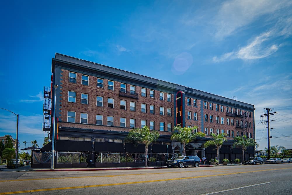 H Hotel — 9