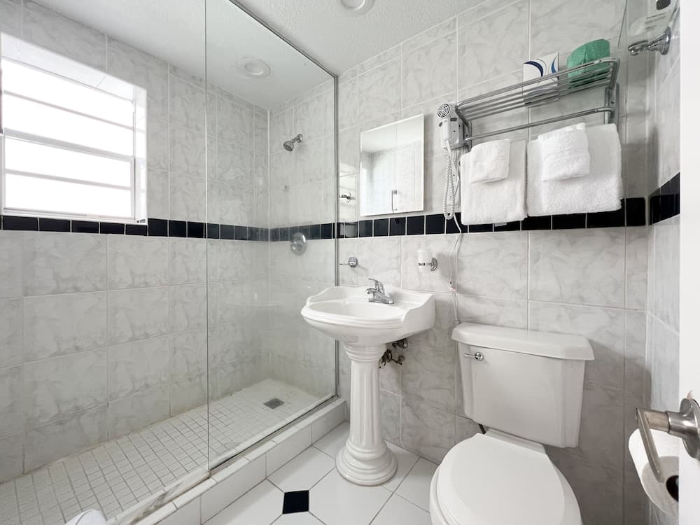 La Casa Ein North Beach Village Resort Hotel — 24