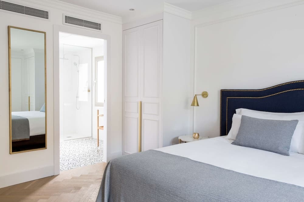 Hotel Midmost by Majestic Hotel Group — 29