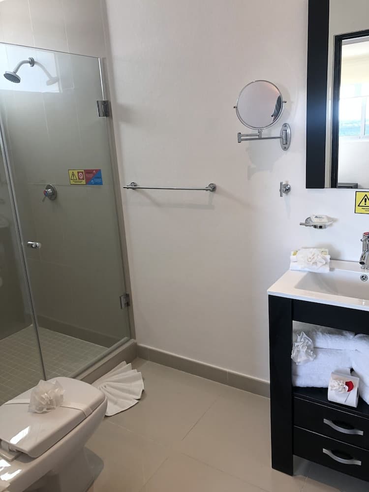 Suites Malecon Cancun — 20