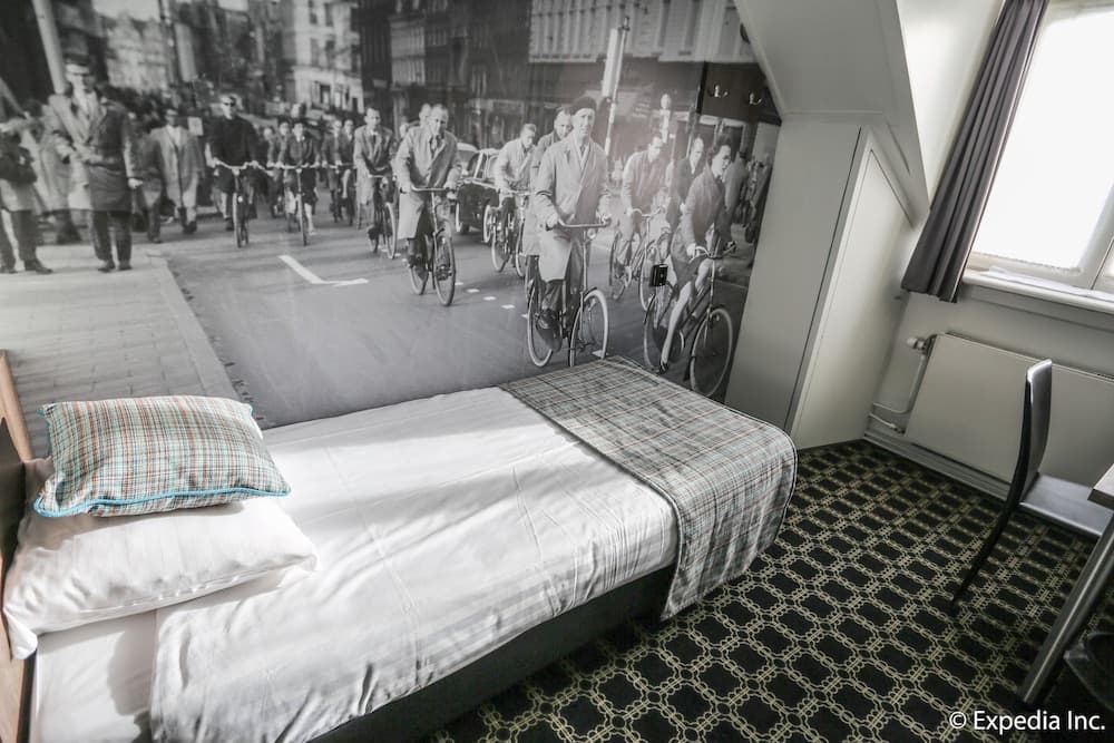 Hotel Cornelisz — 17