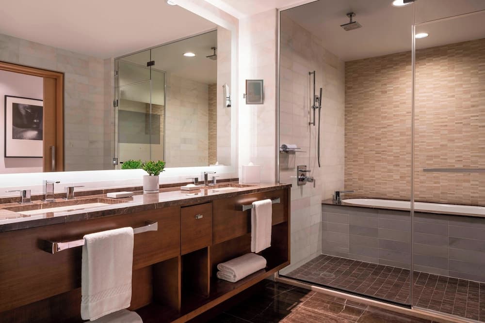 The Ritz-Carlton, Los Angeles — 25