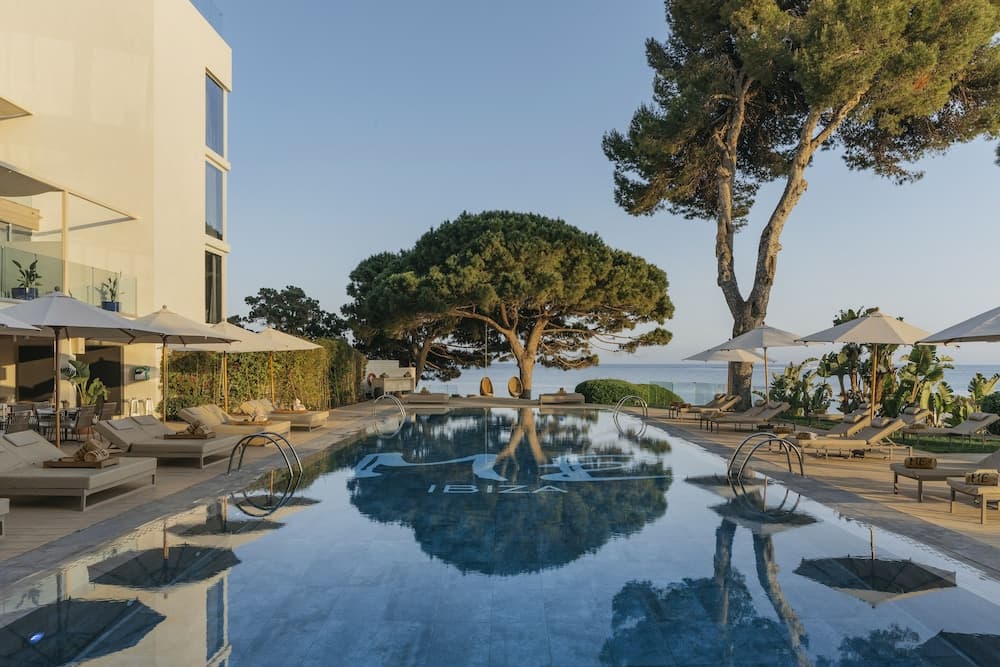 ME Ibiza - I Migliori Hotel del Mondo — 1