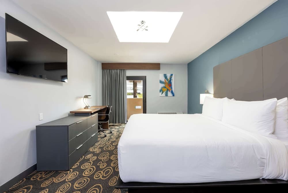 Regency Miami Flughafen Hotel by Sonesta — 4