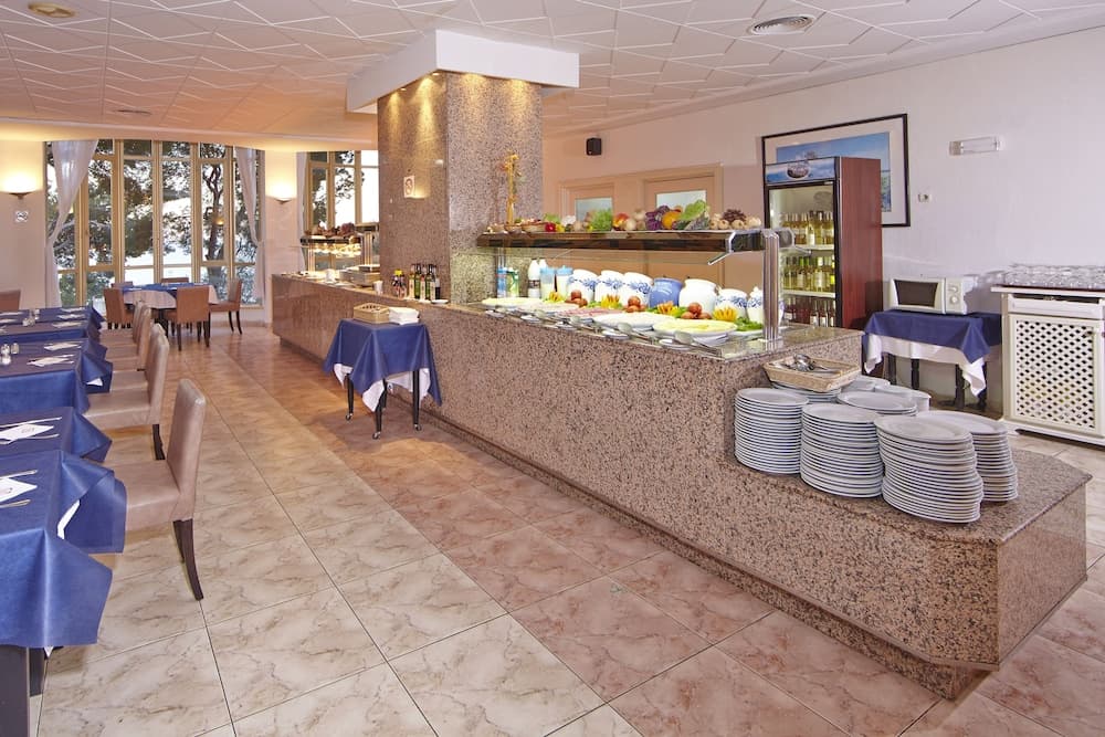 MLL Blue Bay Hotel — 26