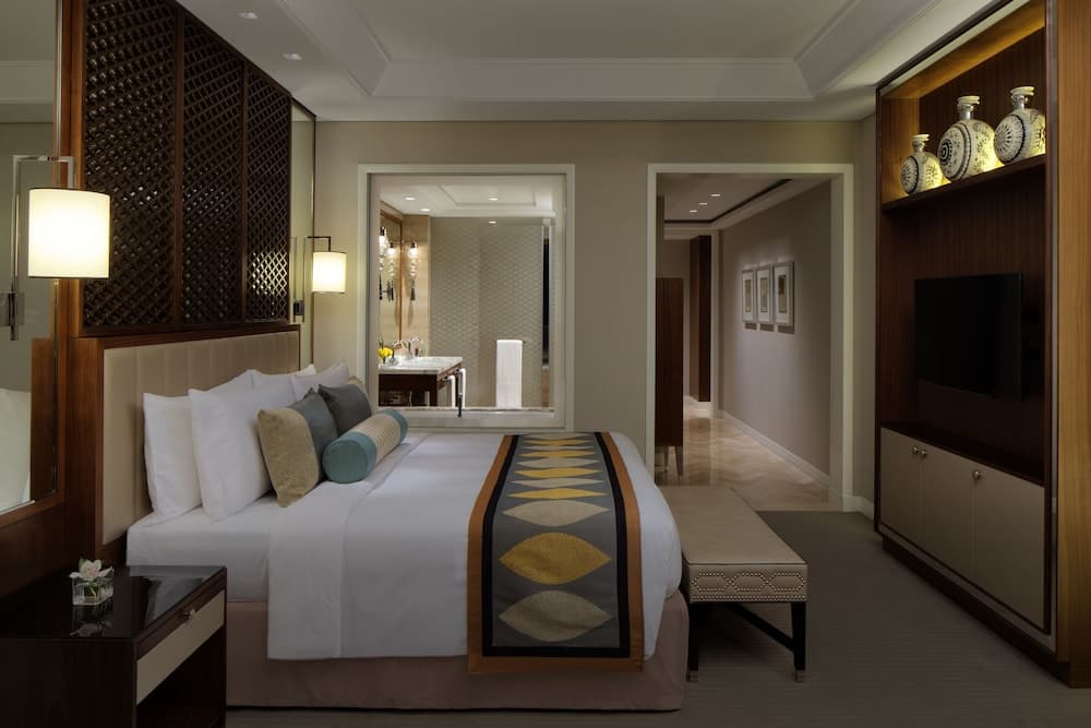 Taj Dubai — 16