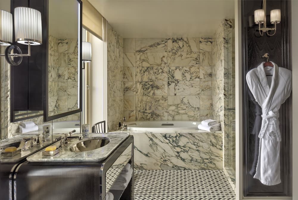 The Carlyle, A Rosewood Hotel — 29