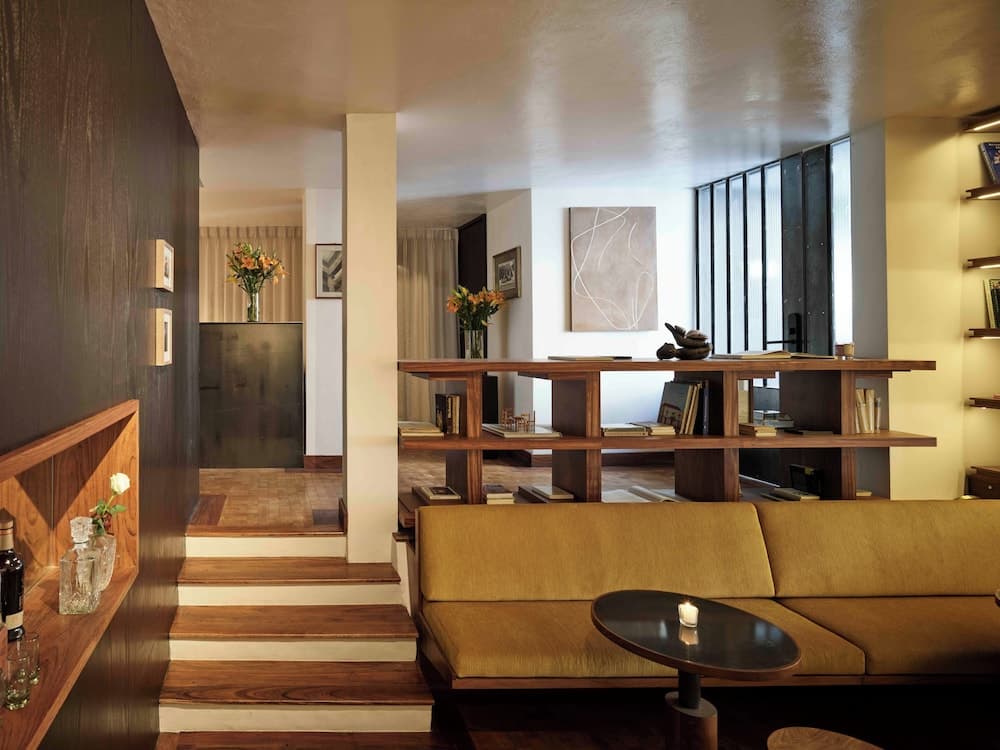 Hotel Dama — 18