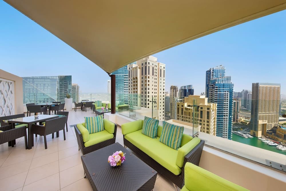 Hilton Dubai Il Cammino — 25