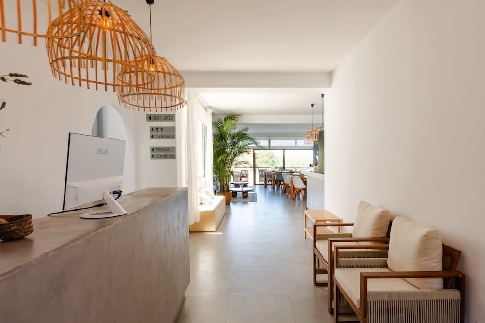 Victoria Sunset Suites Hotel — 25
