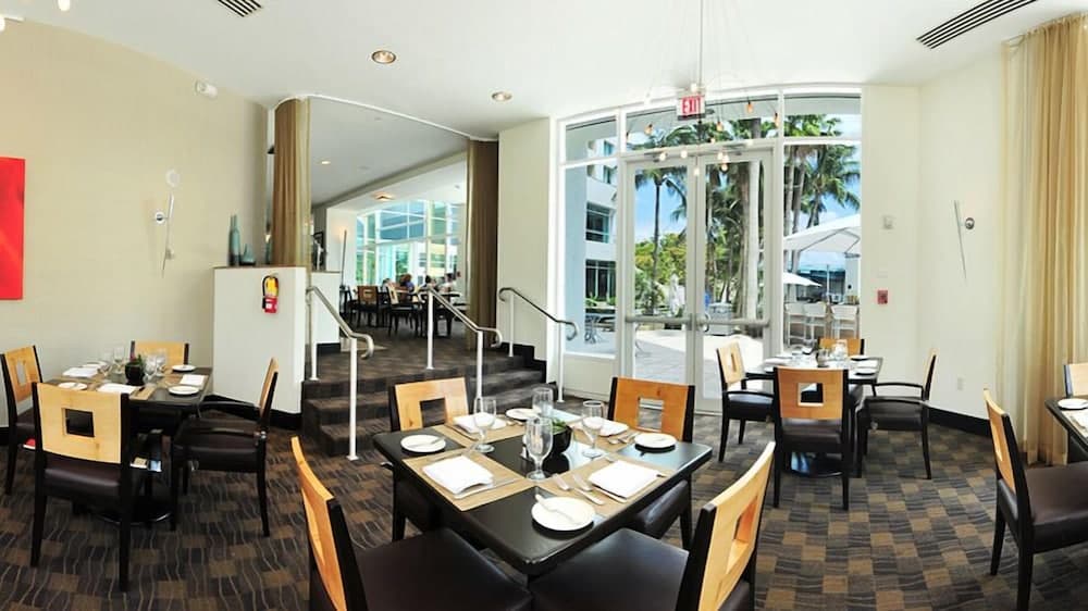 GALLERYone- A DoubleTree Suites by Hilton Hotel — 11