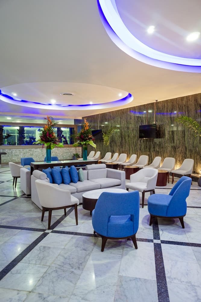 Sunset Royal Beach Resort - All Inclusive — 24