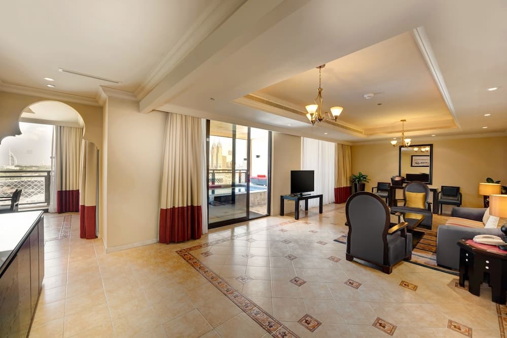 Arjaan by Rotana Dubai Media City — 18