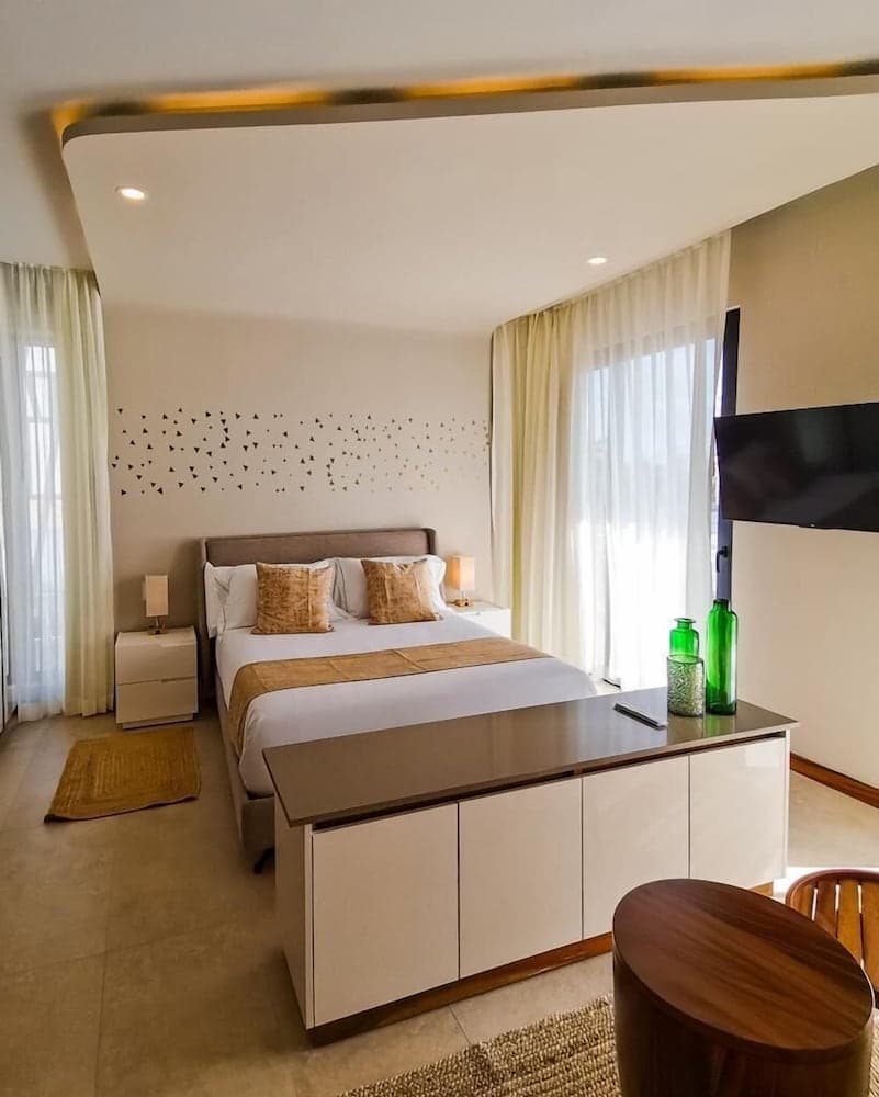 Alizee Tower — 6