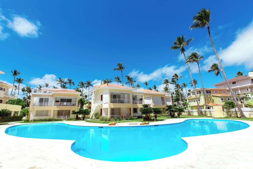LAS TERRAZAS - POOL VIEW SUITES — 1