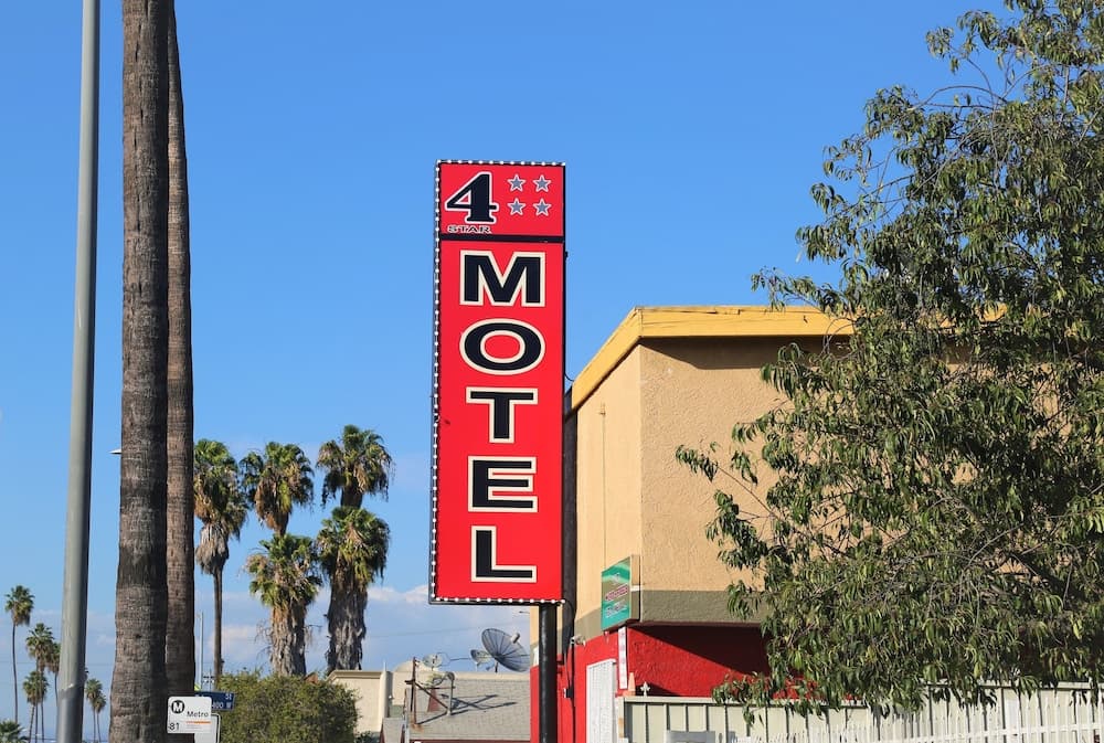 4 Star Motel — 1
