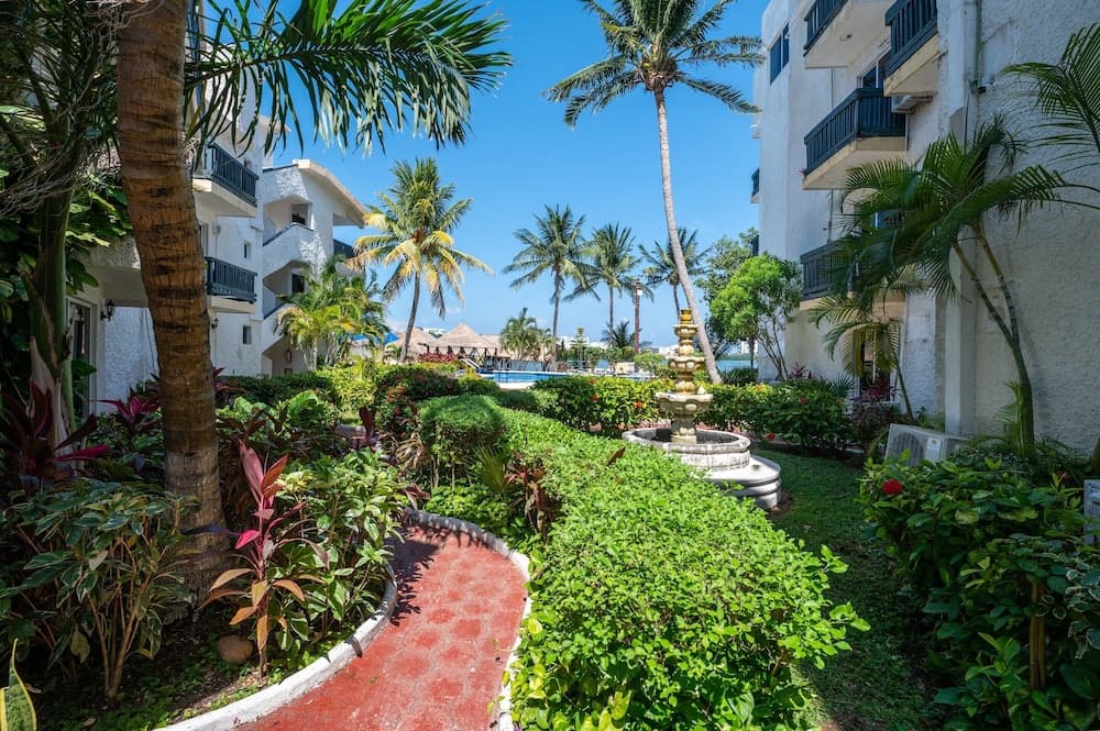 Hotel Imperial Laguna Faranda — 23