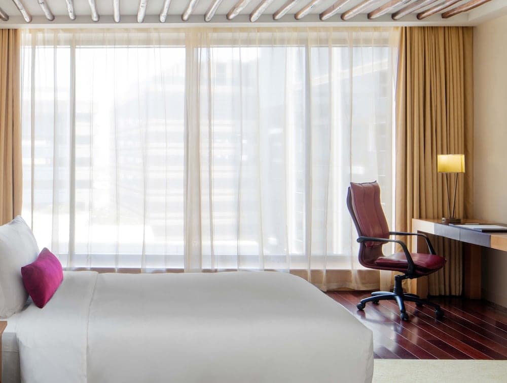The H Dubai — 23