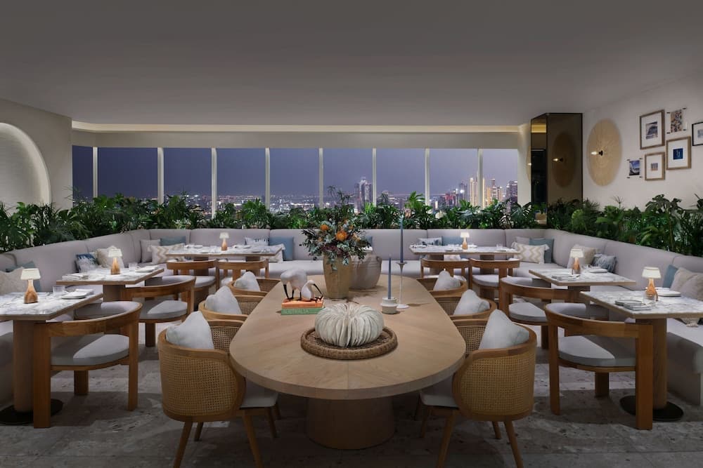 Sheraton Grand Hotel, Dubai — 15