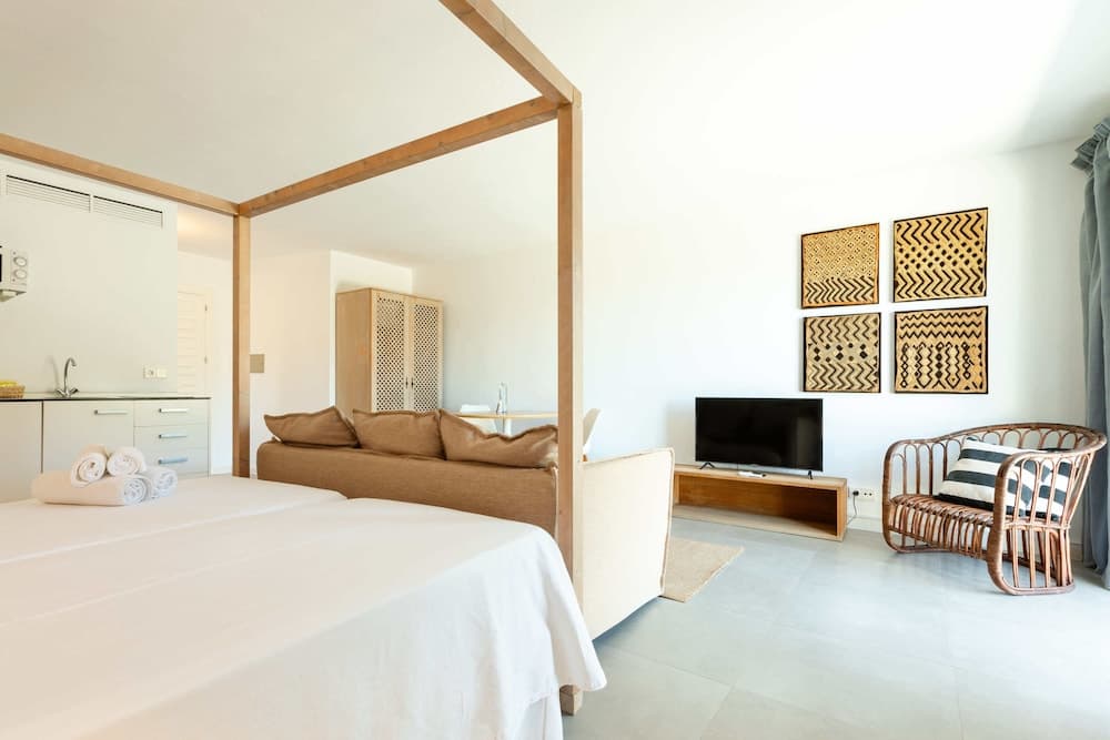 Victoria Sunset Suites Hotel — 14
