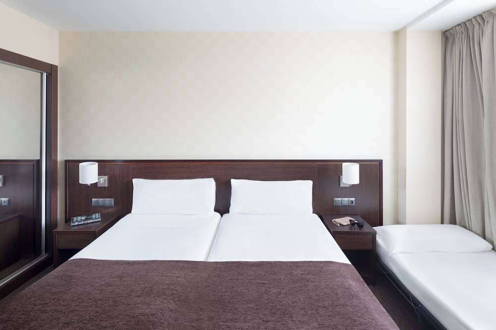 Hotel Lugano — 9