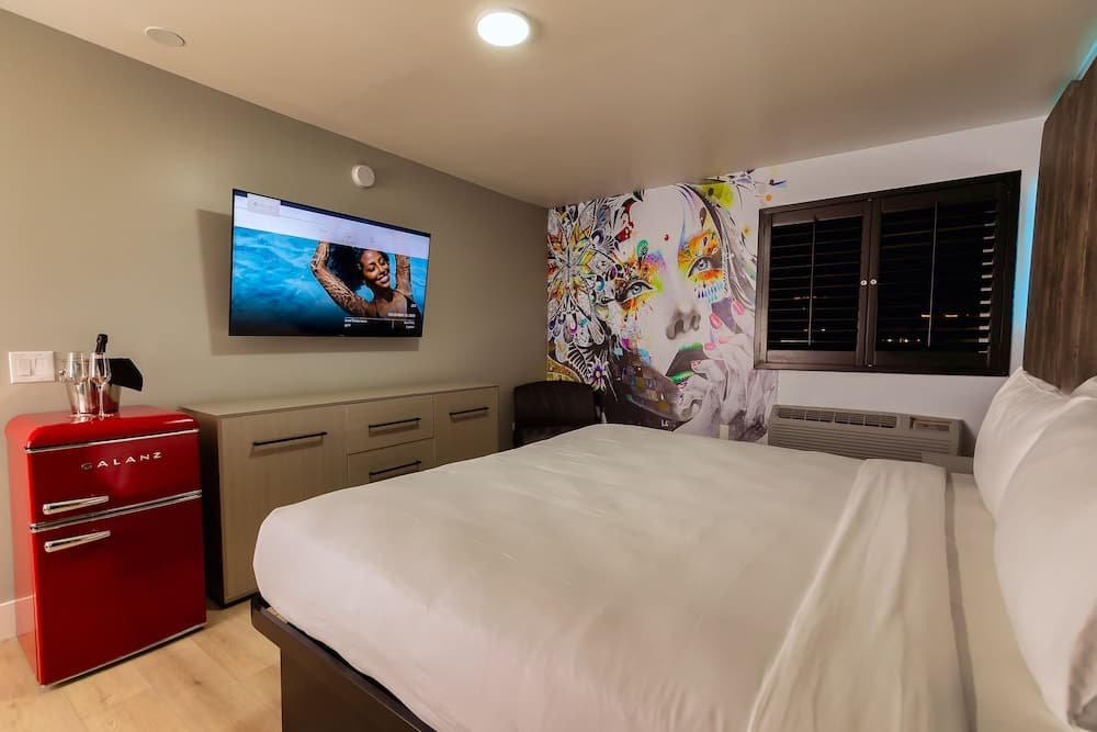 Lexi Las Vegas — 7
