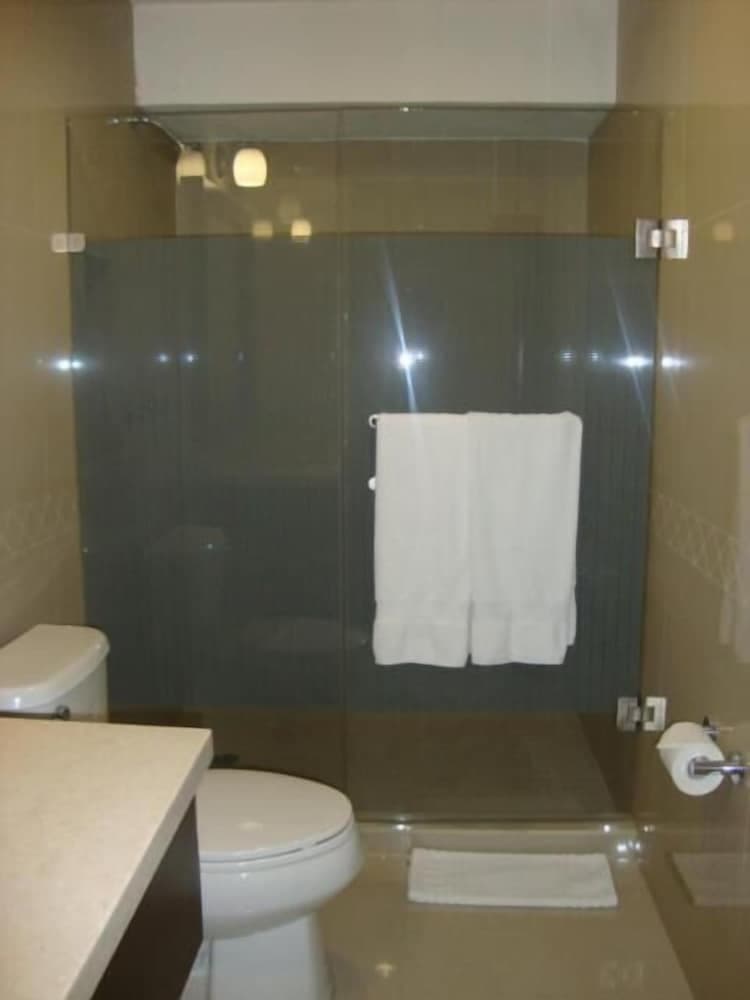 Maria Elena Hotel — 2