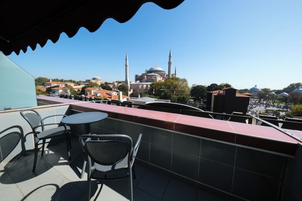 The And Hotel Istanbul - Special Class — 16
