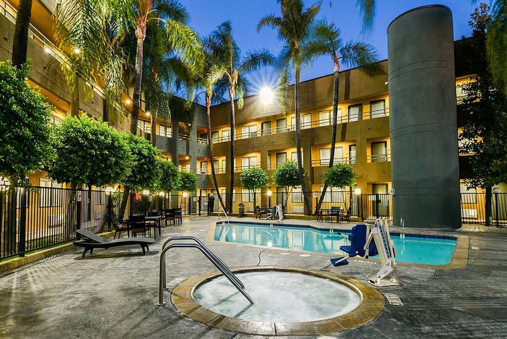 Travelodge by Wyndham Commerce Los Angeles Area — 22
