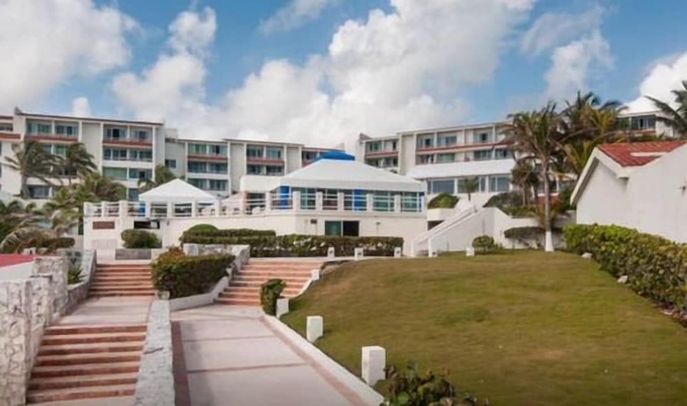 Solymar Cancun Ferienwohnungen — 1