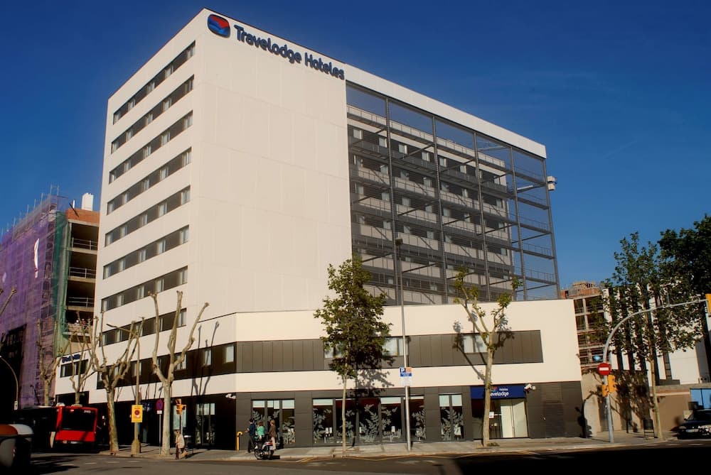 Travelodge Barcelona Poblenou — 8