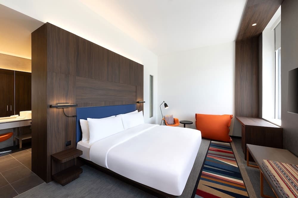 Aloft Al Mina Dubai — 13