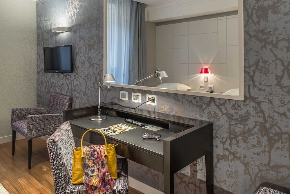 Albergo Del Senato — 27