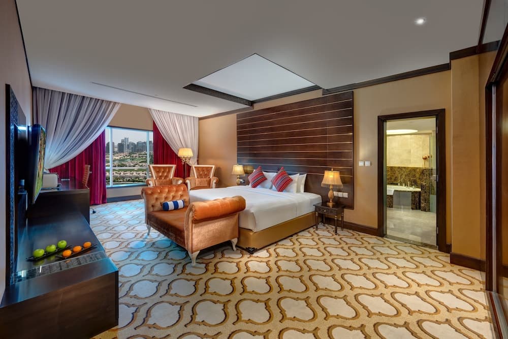 Vintage Grand Hotel Dubai — 7