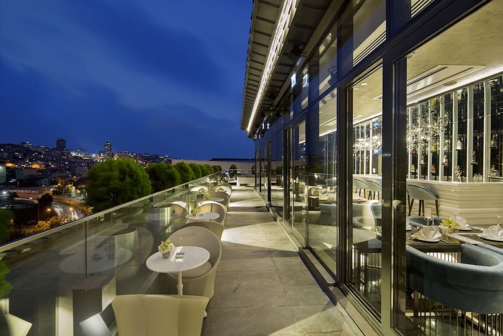 DoubleTree by Hilton Hotel Estambul - Piyalepasa — 26