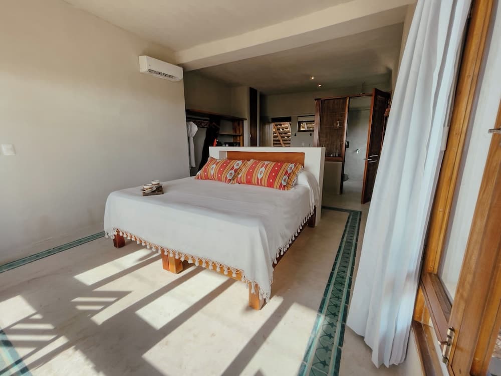 HOTEL POCNA — 30
